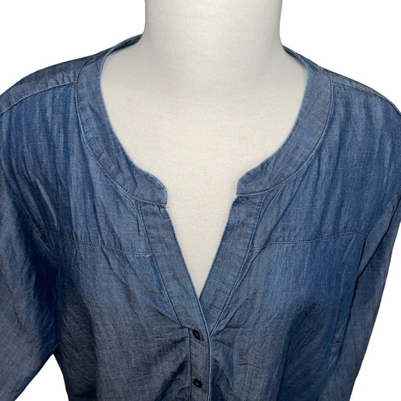 Liz Claiborne Woman Top Size 2X Blue Long Sleeve Button Up Relaxed Comfort - Picture 3 of 7